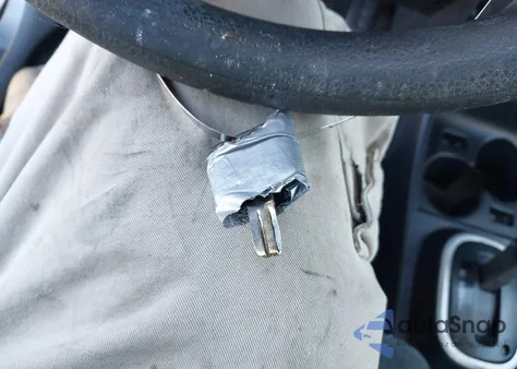 2010 Nissan Versa 1.8S z USA, uszkodzony, nr VIN 3N1BC1AP9AL427525